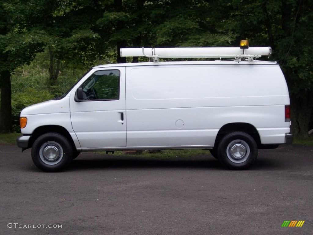2003 E Series Van E250 Commercial - Oxford White / Medium Flint photo #4