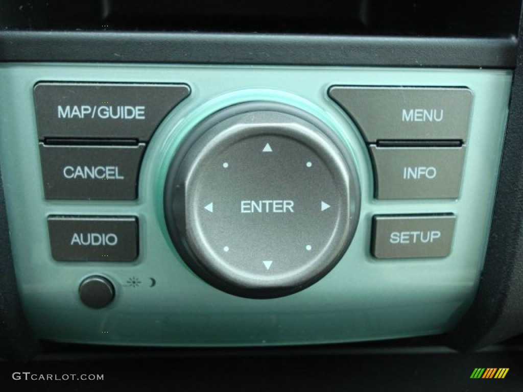 2010 Honda Pilot Touring Controls Photo #50777709