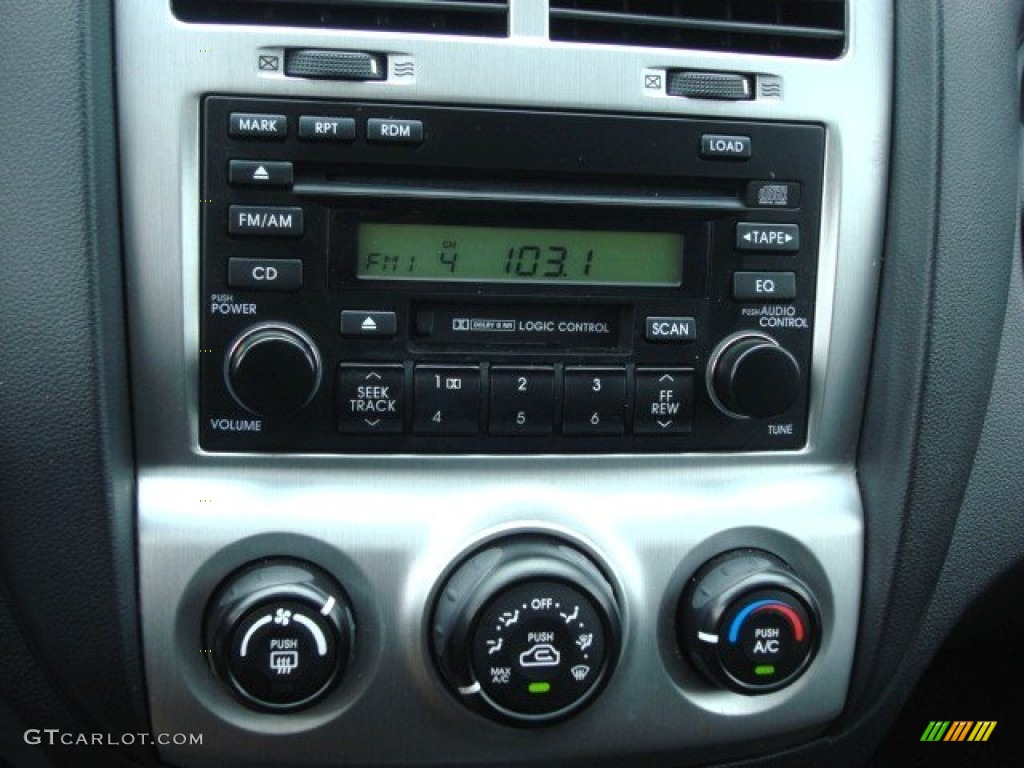 2007 Kia Sportage EX V6 Controls Photo #50778603