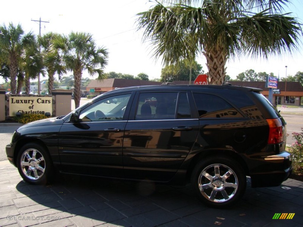 2006 Pacifica Limited - Brilliant Black / Light Taupe photo #32