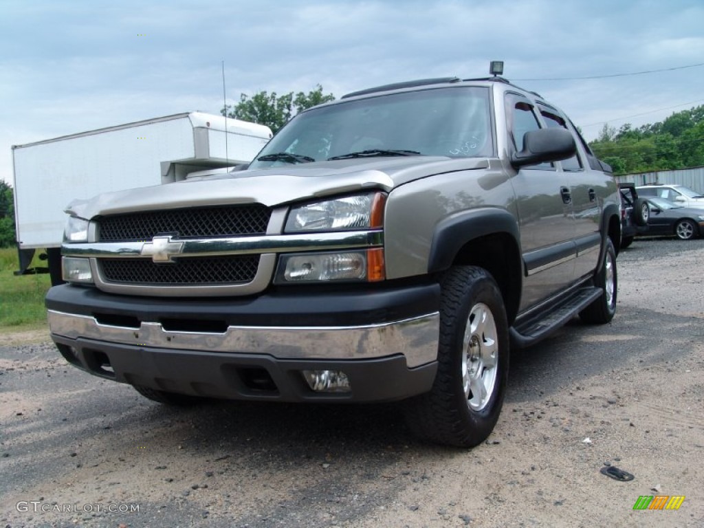 2003 Avalanche 1500 Z71 4x4 - Light Pewter Metallic / Dark Charcoal photo #1