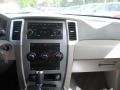 Black - Grand Cherokee Laredo 4x4 Photo No. 20