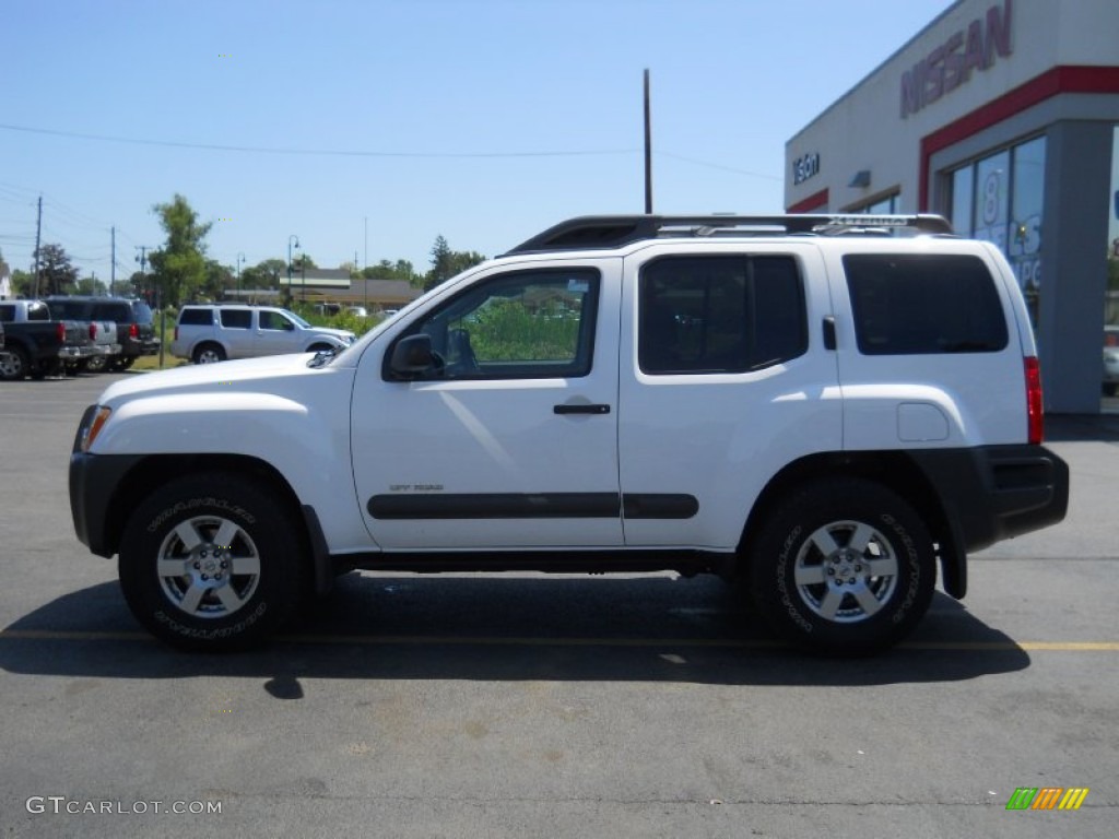 2007 Xterra Off Road 4x4 - Avalanche White / Charcoal photo #12