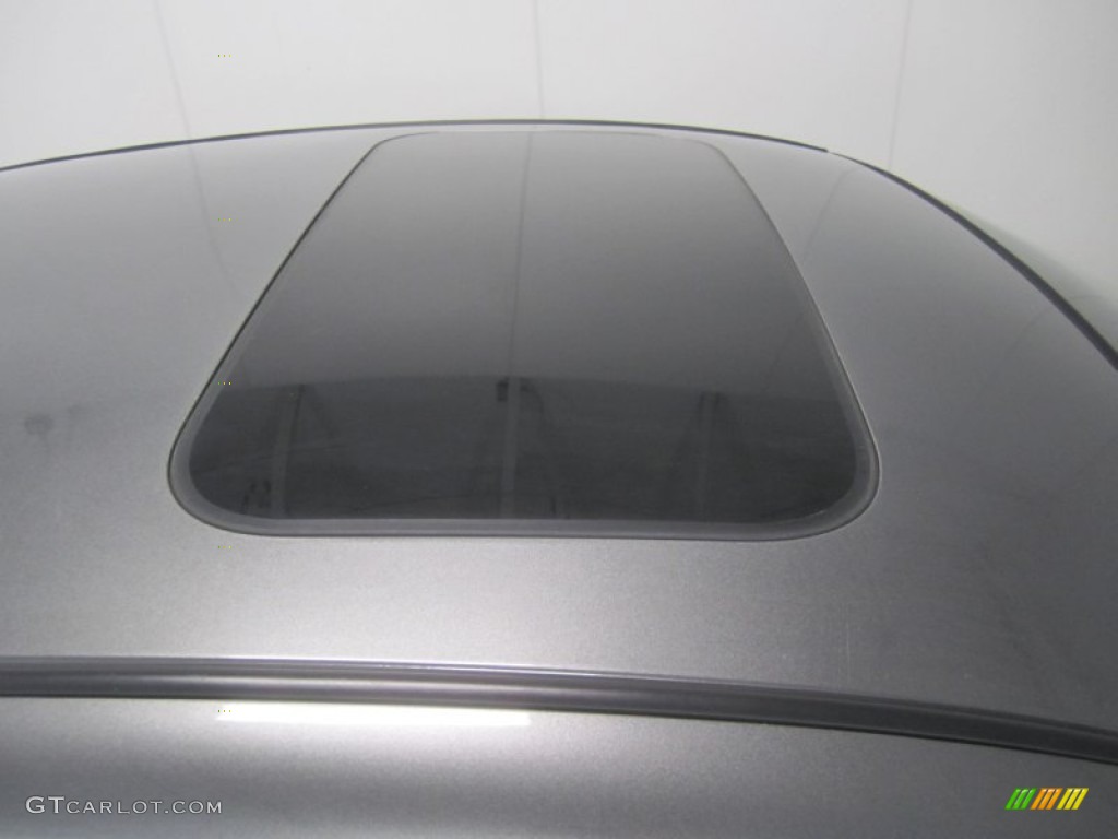 2010 Focus SEL Sedan - Sterling Grey Metallic / Charcoal Black photo #20