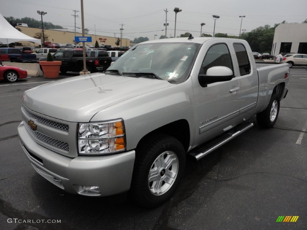 2011 Silverado 1500 LT Extended Cab 4x4 - Sheer Silver Metallic / Ebony photo #4