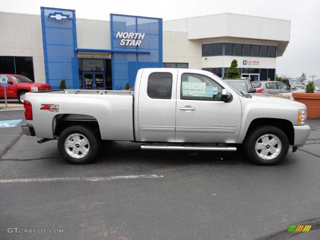 2011 Silverado 1500 LT Extended Cab 4x4 - Sheer Silver Metallic / Ebony photo #9