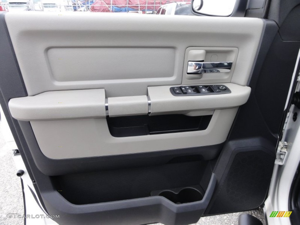 2009 Dodge Ram 1500 TRX4 Crew Cab 4x4 Dark Slate/Medium Graystone Door Panel Photo #50789610