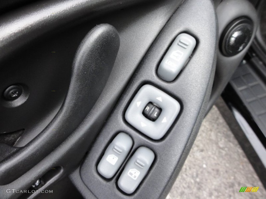 2002 Pontiac Firebird Trans Am Coupe Controls Photo #50792013