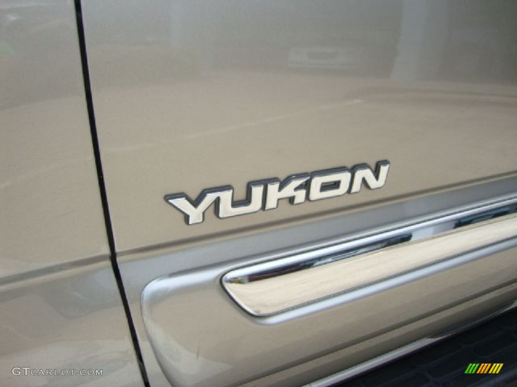 2003 Yukon SLT 4x4 - Pewter Metallic / Neutral/Shale photo #40