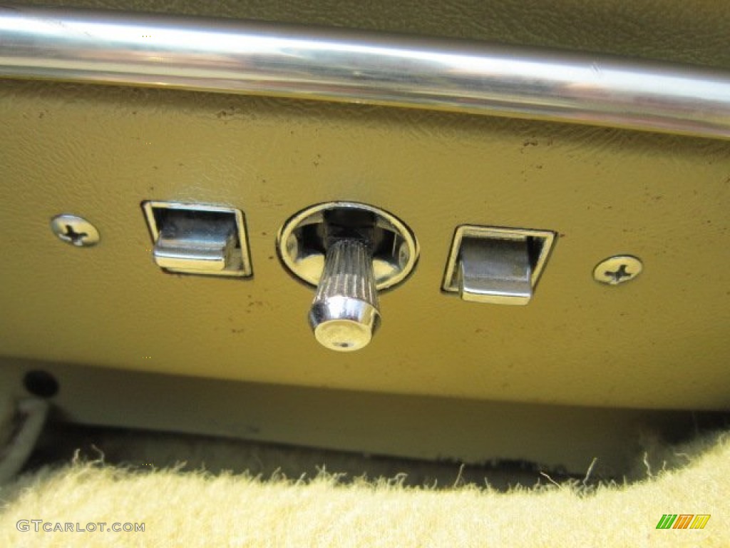 1973 Cadillac Eldorado Convertible Controls Photo #50793237