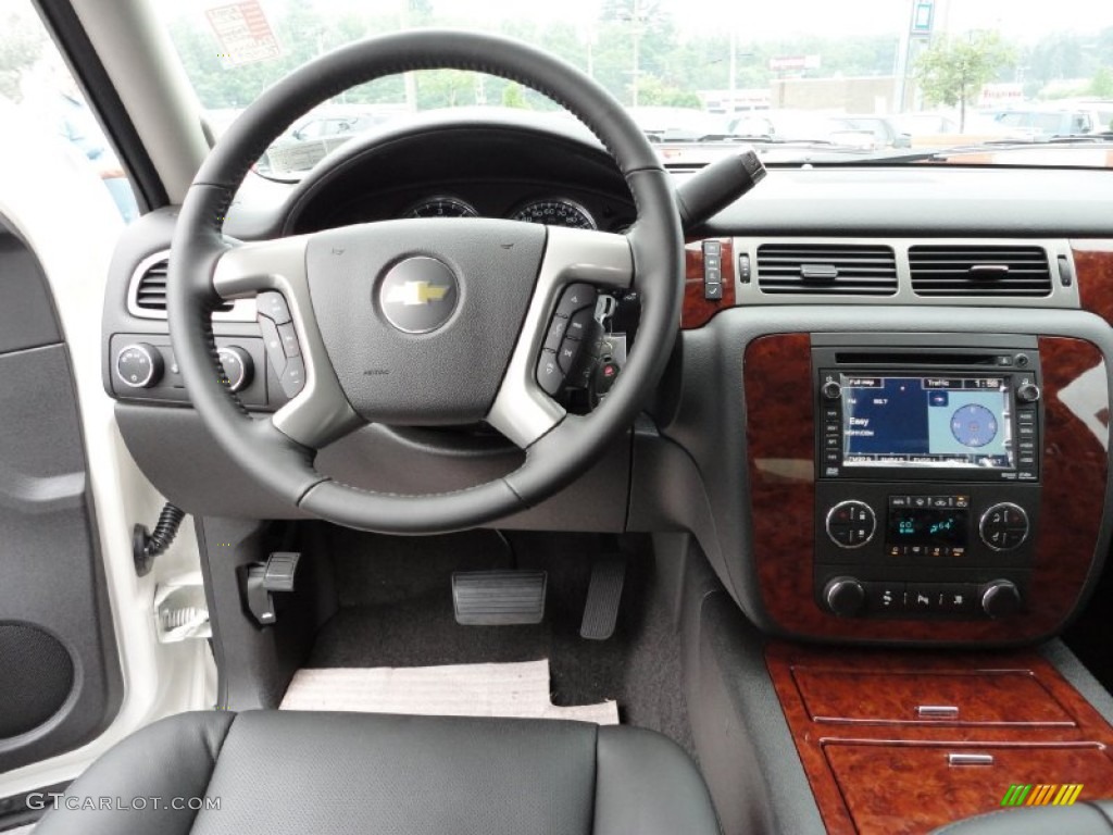 2011 Chevrolet Avalanche LTZ 4x4 Ebony Dashboard Photo #50793855