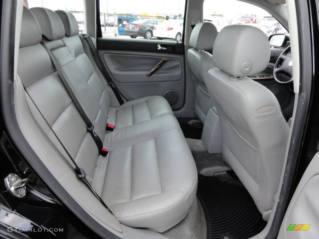 Grey Interior 2004 Volkswagen Passat GLX 4Motion Wagon Photo #50795424