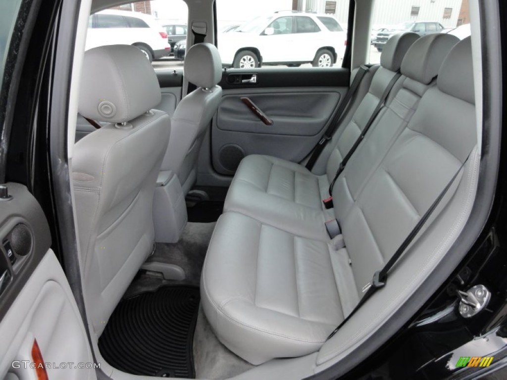 Grey Interior 2004 Volkswagen Passat GLX 4Motion Wagon Photo #50795454
