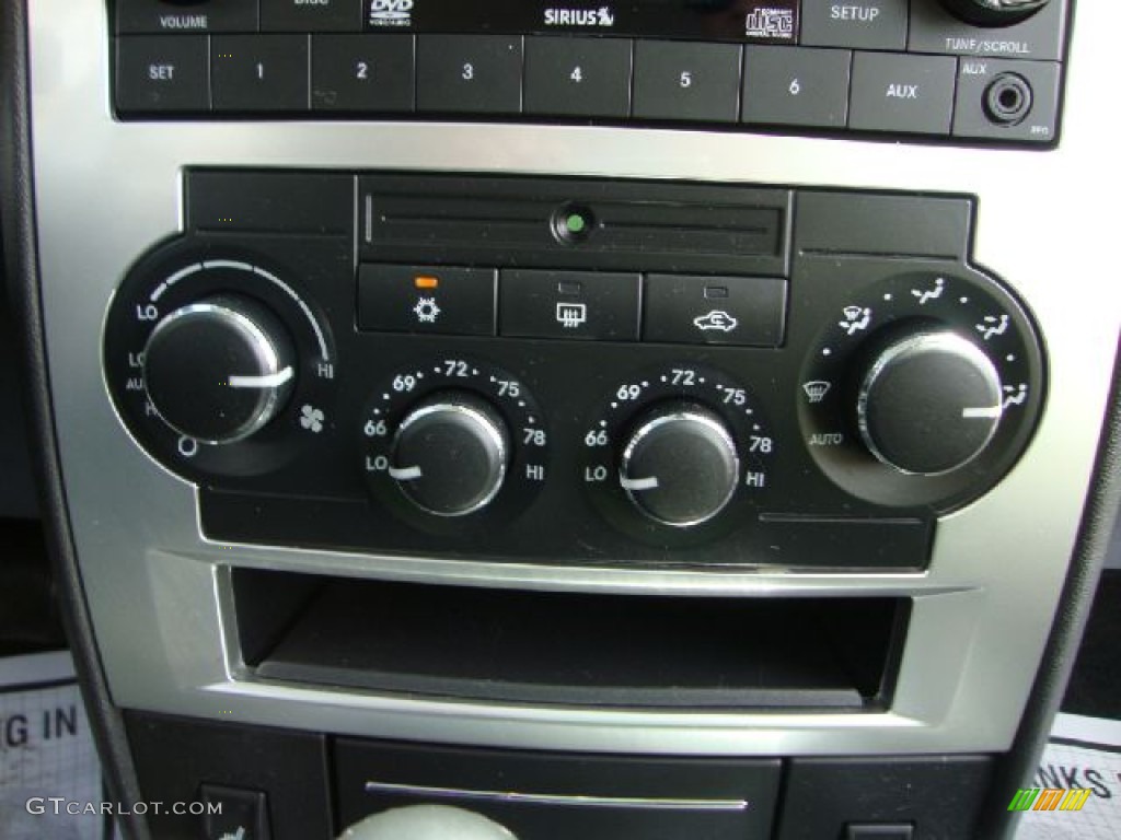 2008 Dodge Charger SRT-8 Controls Photo #50795712