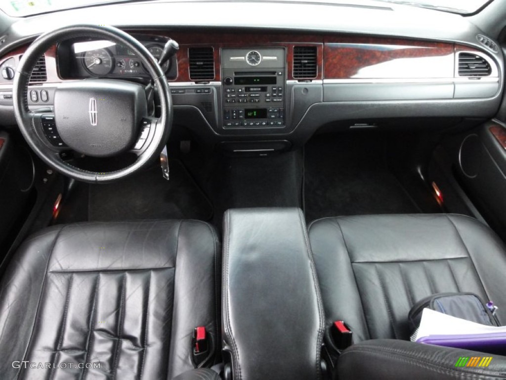 2007 Lincoln Town Car Executive L Black Dashboard Photo #50796399