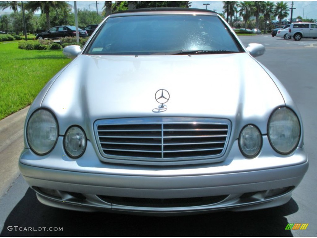 Brilliant Silver Metallic 2003 Mercedes-Benz CLK 320 Cabriolet Exterior Photo #50797665