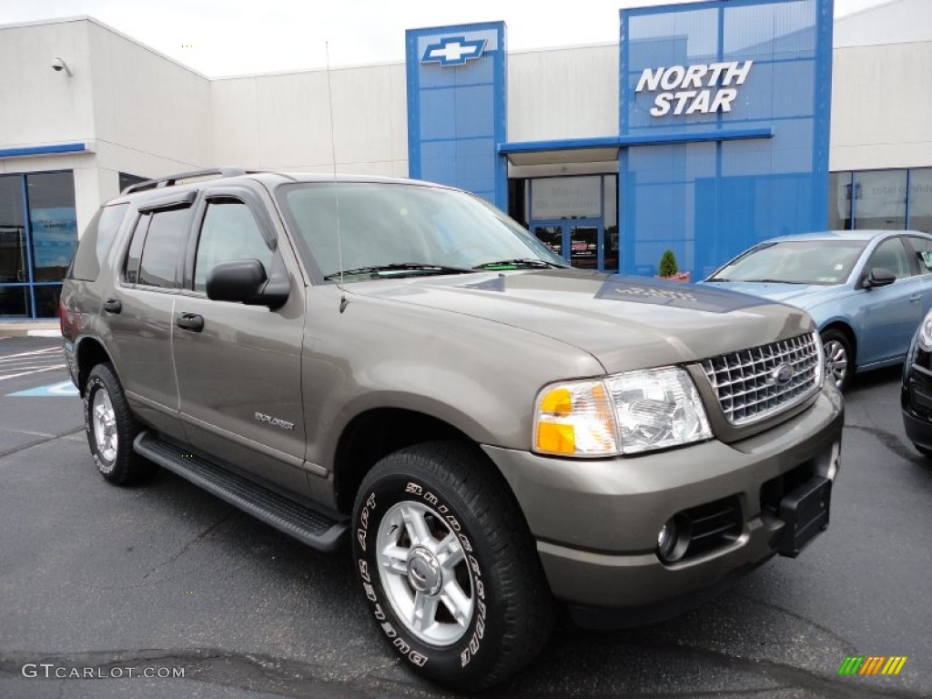 2004 Explorer XLT 4x4 - Mineral Grey Metallic / Medium Parchment photo #1
