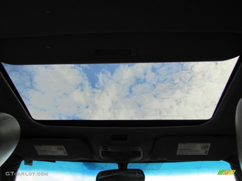 2002 Cadillac Seville STS Sunroof Photos
