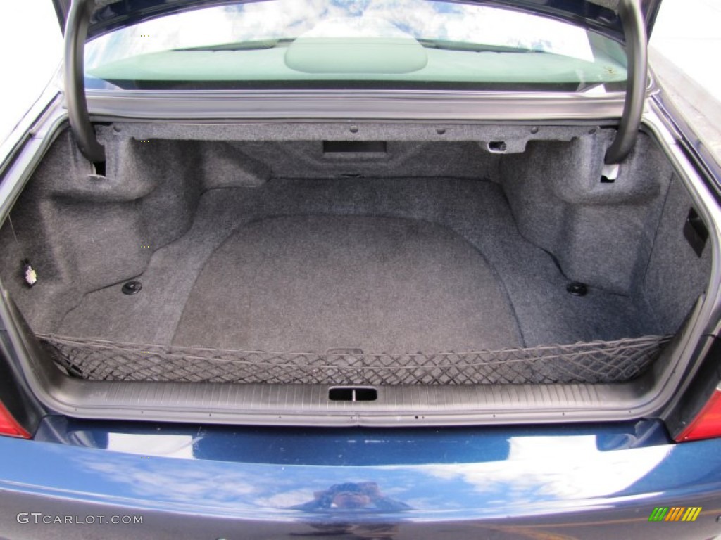 2002 Cadillac Seville STS Trunk Photo #50799360