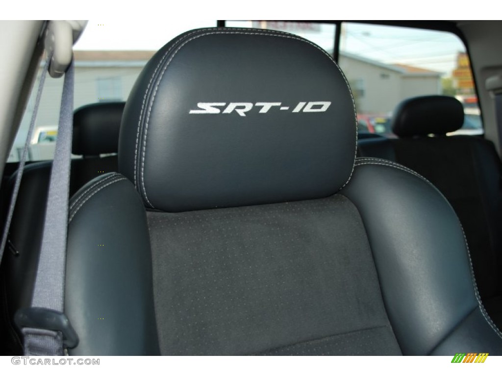 2005 Dodge Ram 1500 SRT-10 Quad Cab Marks and Logos Photo #50801037