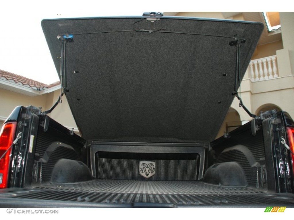 2005 Dodge Ram 1500 SRT-10 Quad Cab Trunk Photo #50801202