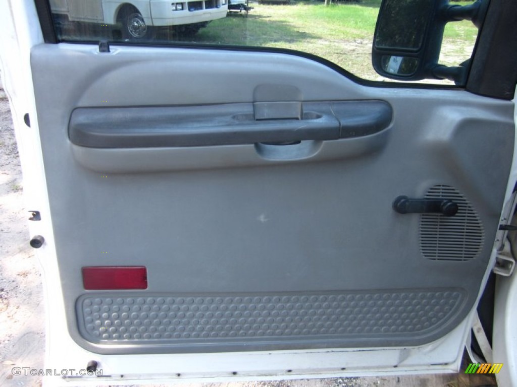 2002 Ford F250 Super Duty XL Crew Cab 4x4 Medium Flint Door Panel Photo #50801766