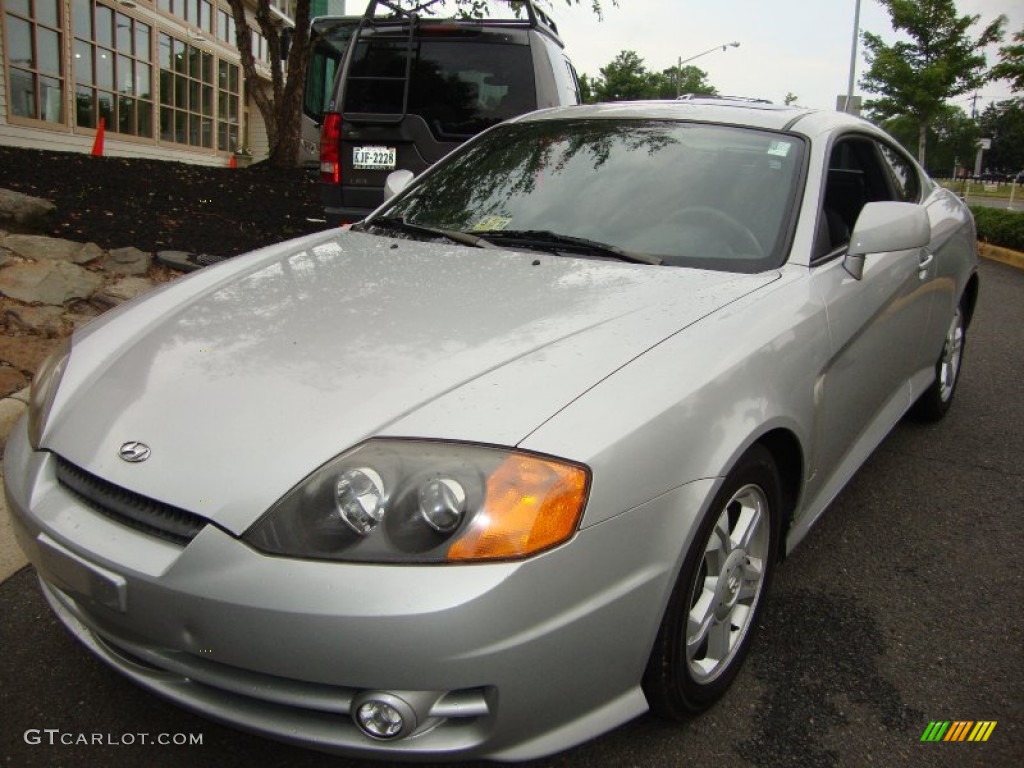 2004 Tiburon  - Sterling / Black photo #1