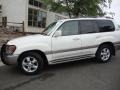 Natural White - Land Cruiser  Photo No. 2
