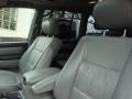 Natural White - Land Cruiser  Photo No. 18