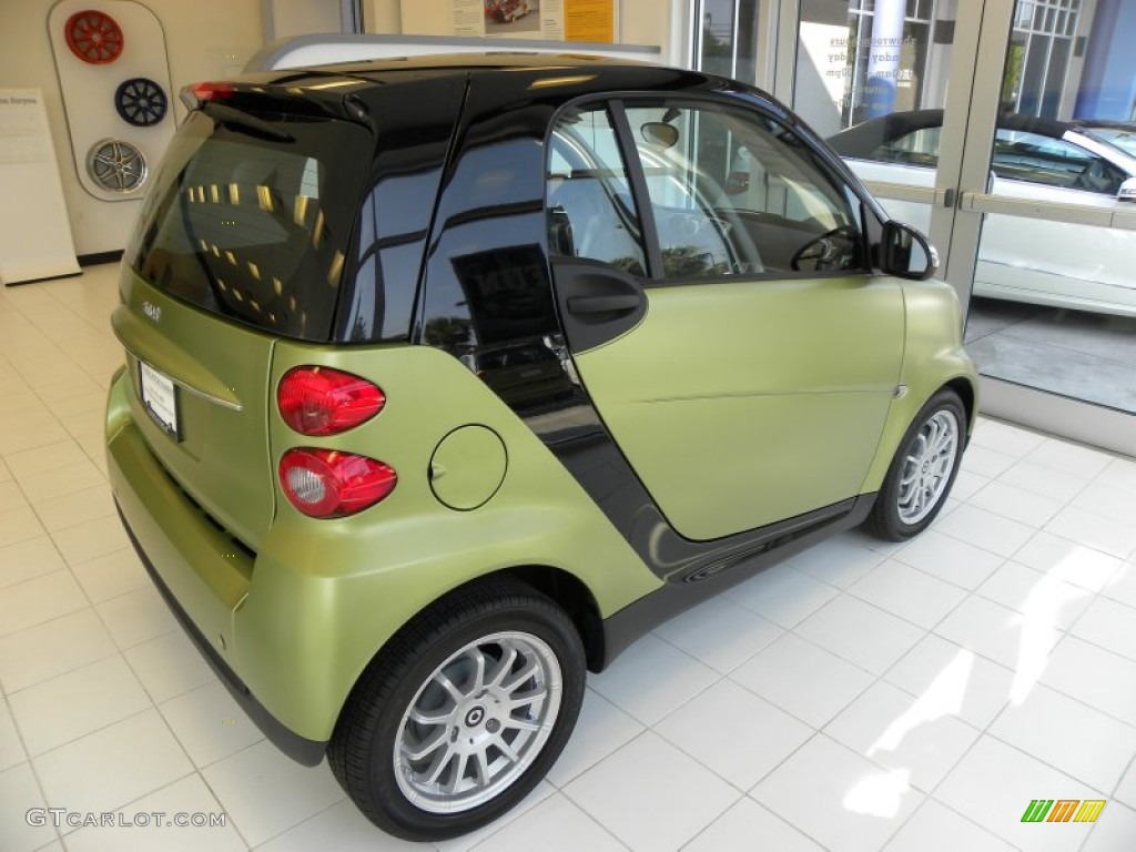 Green Matte 2011 Smart fortwo passion coupe Exterior Photo #50804229