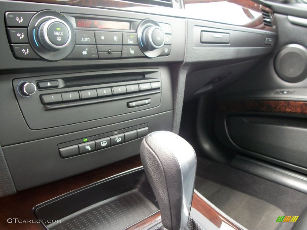 2011 3 Series 335i xDrive Coupe - Alpine White / Black photo #10