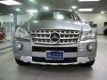 2010 Palladium Silver Metallic Mercedes-Benz ML 550 4Matic  photo #2