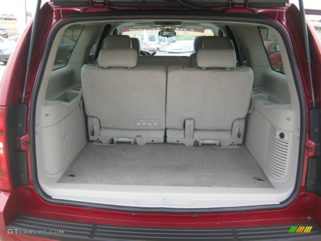 2011 Chevrolet Suburban LT Trunk Photos