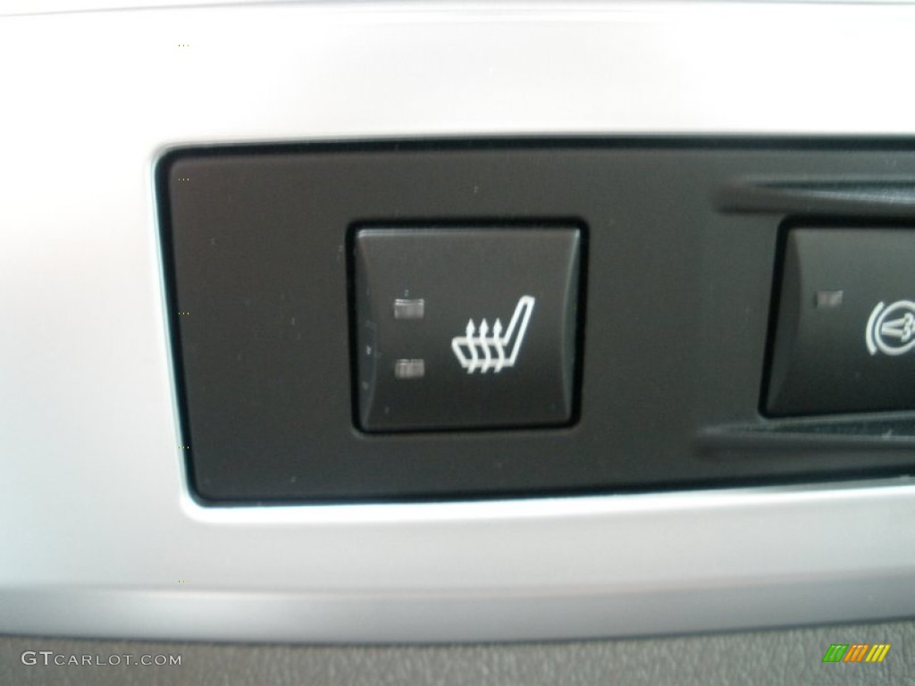 2009 Dodge Ram 2500 Laramie Mega Cab 4x4 Controls Photo #50807052