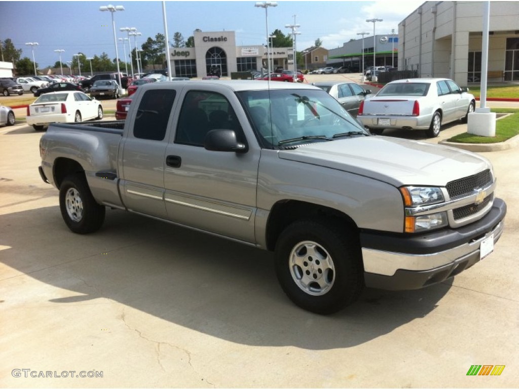 2004 Silverado 1500 Z71 Extended Cab 4x4 - Silver Birch Metallic / Dark Charcoal photo #3