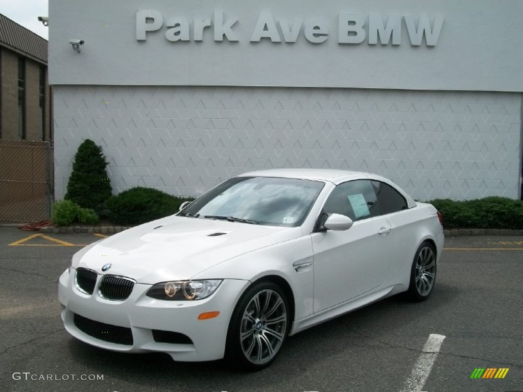 Alpine White BMW M3