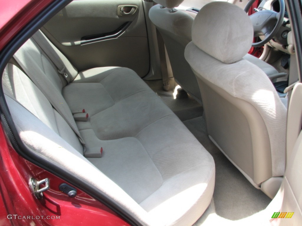 2002 Galant ES - Patriot Red Pearl / Tan photo #13