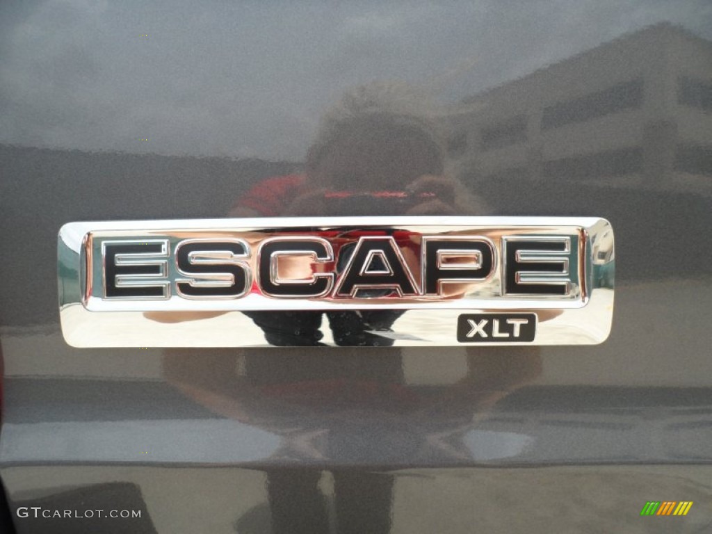 2011 Escape XLT - Sterling Grey Metallic / Charcoal Black photo #16