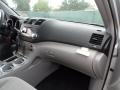 Classic Silver Metallic - Highlander  Photo No. 17