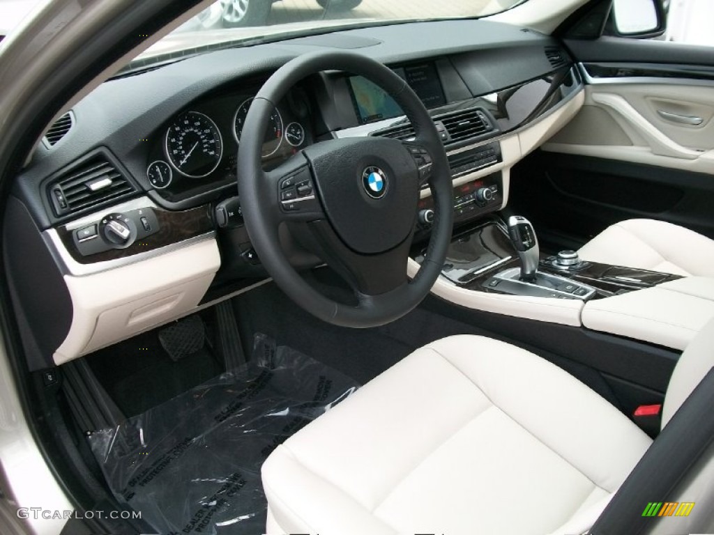 Oyster/Black Interior 2011 BMW 5 Series 535i xDrive Sedan Photo #50809836
