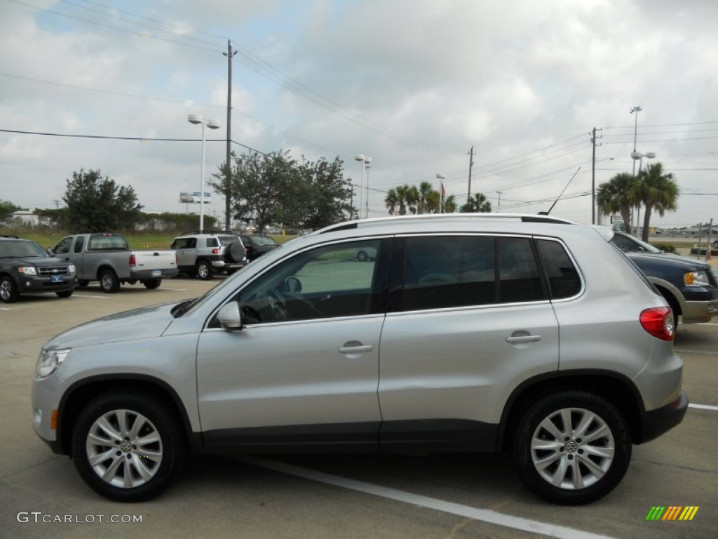 2009 Tiguan SE - Reflex Silver Metallic / Charcoal photo #4