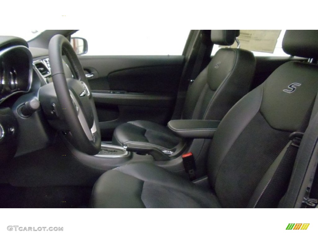 Black Interior 2011 Chrysler 200 S Photo #50814045