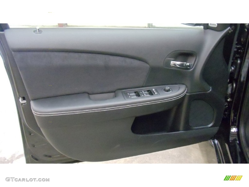 2011 Chrysler 200 S Black Door Panel Photo #50814081