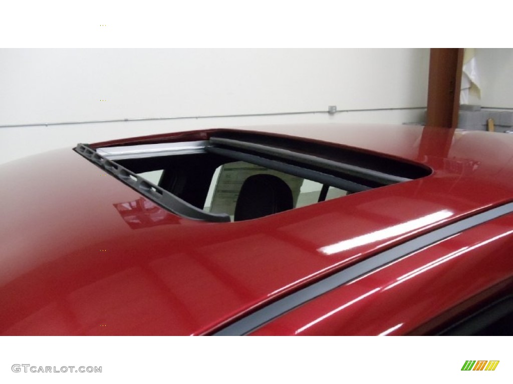 2011 Chrysler 200 S Sunroof Photo #50814369