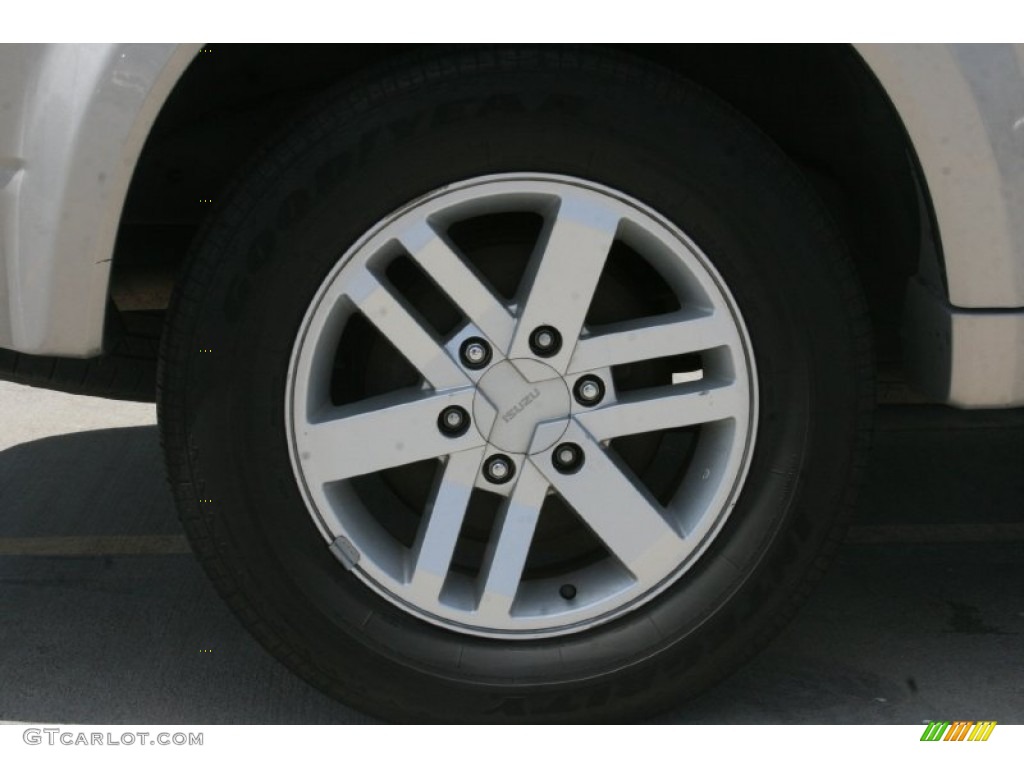 2003 Isuzu Axiom S 2WD Wheel Photos