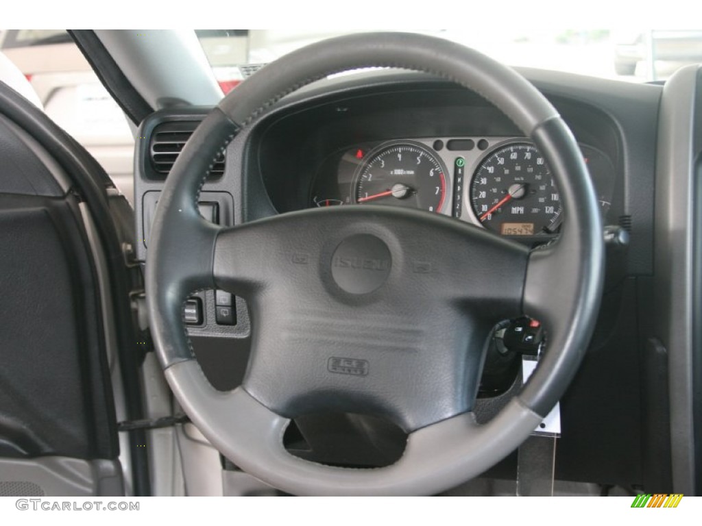 2003 Isuzu Axiom S 2WD Steering Wheel Photos