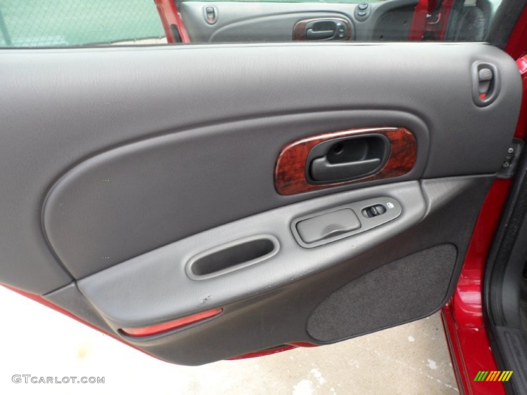 1999 Chrysler Concorde LX Agate Black Door Panel Photo #50818644