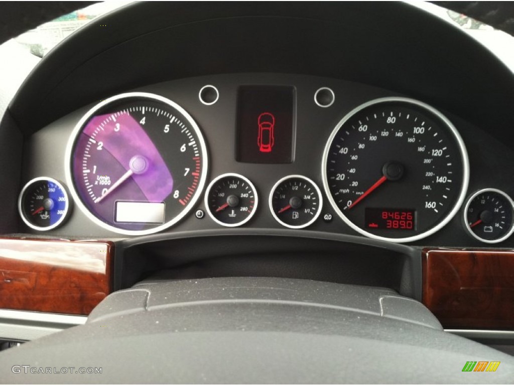 2005 Volkswagen Touareg V8 Gauges Photos