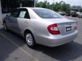 Lunar Mist Metallic - Camry LE Photo No. 4