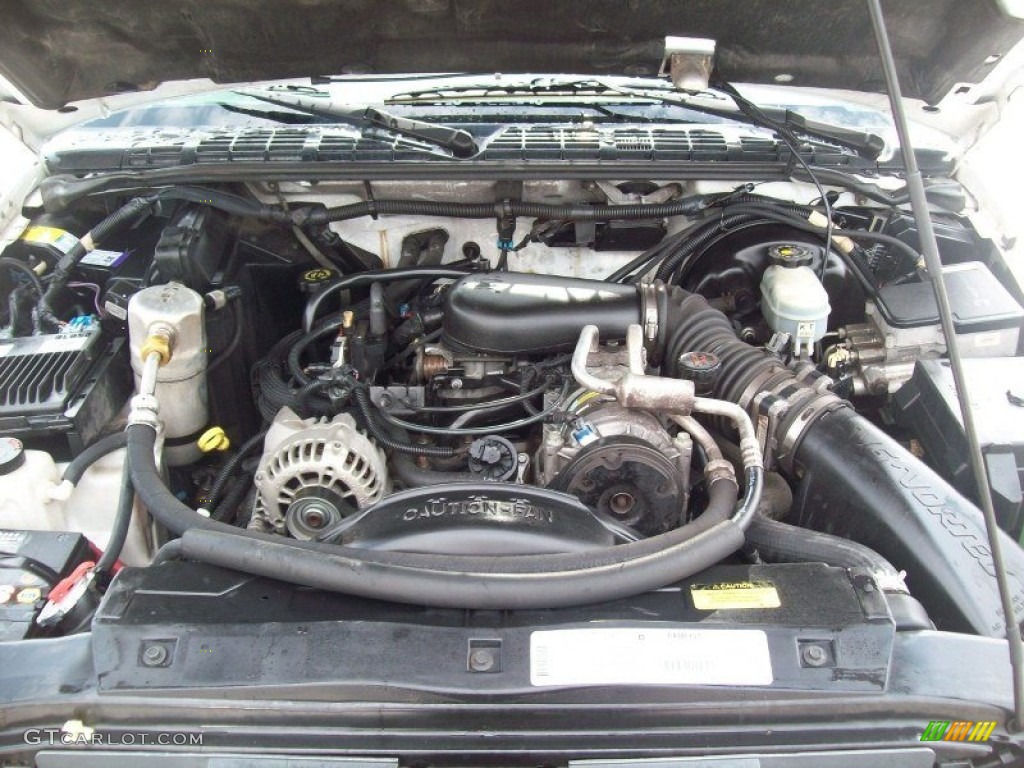 1999 GMC Jimmy SLT 4x4 Engine Photos